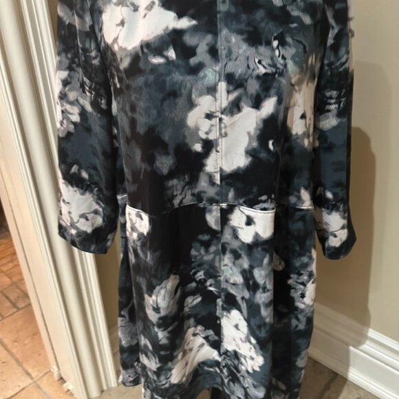 Aritzia Wilfred Abstract Print Myosotis Dress - Picture 2 of 5